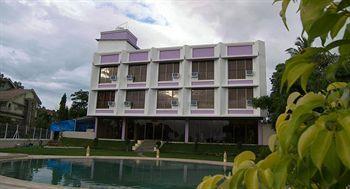 Sapphire Hotel Lonavala Kültér fotó